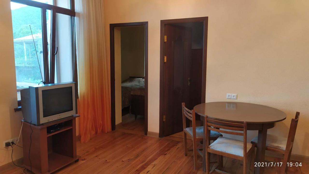 Verishen Guest House B&B Goris Dış mekan fotoğraf